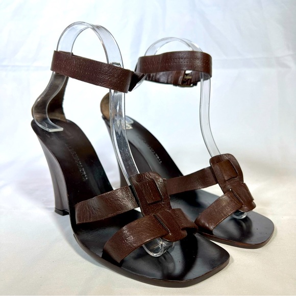 BCBGMaxAzria Brown Leather Strappy Ankle Strap 4” Wedge Sandals Size 8.5 39 - Picture 1 of 15